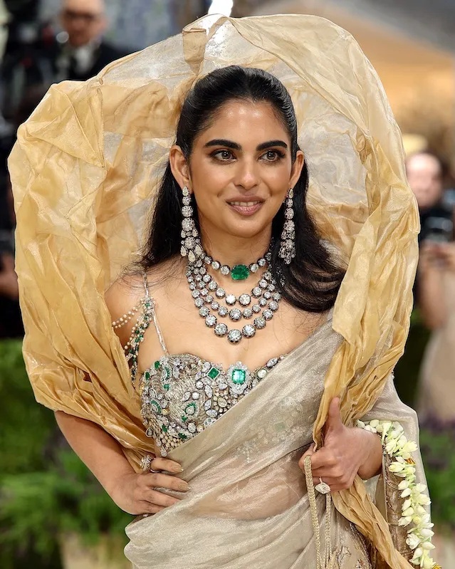 حين أصبحت المجوهرات هي الإطلالة: أقوى لحظات الألماس في Met Gala 2026